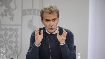 El director del Centro de Coordinación de Alertas y Emergencias Sanitarias (CCAES), Fernando Simón, comparece en rueda de prensa en Moncloa, para informar de la evolución de la pandemia, en Madrid (España), a 5 de octubre de 2020.
05 OCTUBRE 2020
Jesús Hellín / Europa Press
05/10/2020