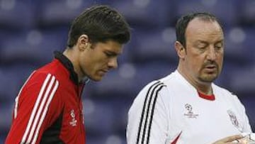 <strong>INTRANSFERIBLE.</strong> Benítez ha afirmado que Xabi Alonso es vital en el Liverpool.