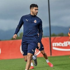 Nahuel Bustos y Samu Saiz ‘alargan’ sus vacaciones