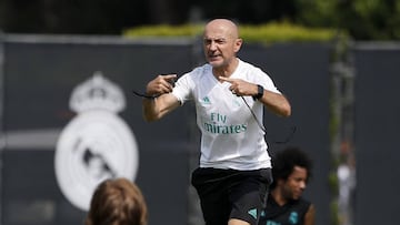El preparador físico italiano del Real Madrid, Antonio Pintus, durante un entrenamiento.