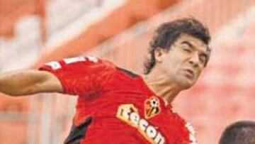 <b>UNO DE LOS FIJOS. </b>Rubén Torrecilla opina que el Ciudad de Murcia tiene potencial para estar arriba.