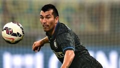 Medel confiesa que prefiere ser volante antes que defensor