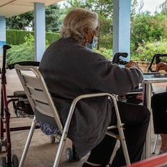 Los abuelos escriben una carta a Pedro Sánchez: "Ocúpese de nosotros por favor"