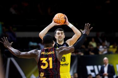 El Galatasaray provoca el apagón de La Laguna Tenerife