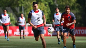 Colo Colo prueba con central improvisado en pretemporada