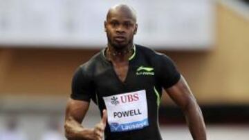 Asafa Powell (9.91) mantiene a raya a Carter y a Frater
