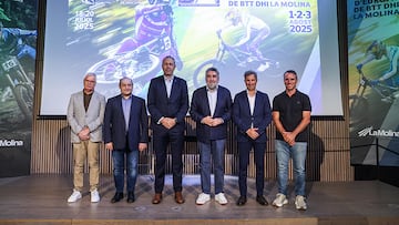 El consejero de Deportes, Berni Álvarez; el presidente de FGC, Carles Ruiz; el presidente de la Real Federación Española de Ciclismo, José Vicioso; y el presidente de la Federación Catalana de Ciclismo, Joaquim Vilaplana, también han intervenido en el acto de presentación de los Campeonatos de España y de Europa de BTT.