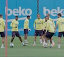 El Barcelona prepara su partido ante un Villarreal en racha