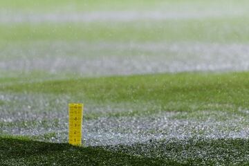 Así lució la cancha de Rayados ante la fuerte lluvia