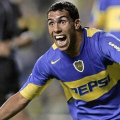 Tévez jugó con tres generaciones de colombianos en Boca