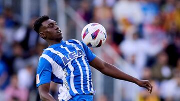 Samu Omorodion durante un partido con el Alavés.