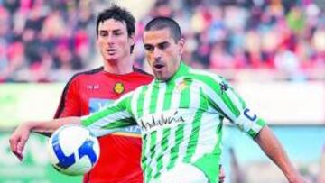 <b>CAMBIO DE AIRES. </b>Juanito abandona el Betis para ir al Atlético.