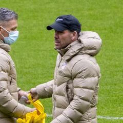 Simeone da vueltas al plan B si no juegan Hermoso y Carrasco