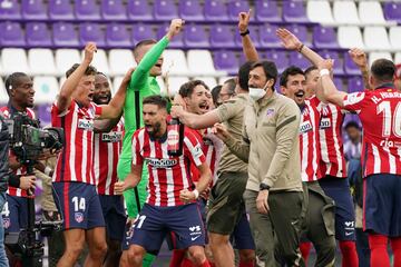 Los jugadores del Atlético de Madrid celebrando el título de campeones de LaLiga Santander después de ganar al Valladolid por 1-2