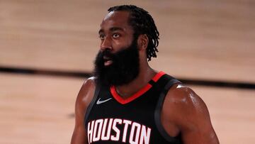 Harden, antes de que lleguen los Lakers: "Juego como una mierda"