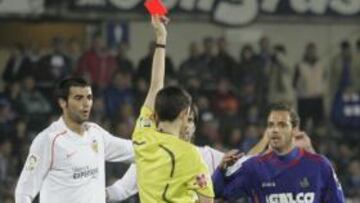 Soldado, roja en el Coliseum.