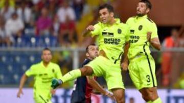 Rafa Márquez no tuvo un buen partido contra el Genoa.