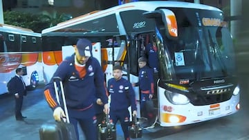 La única hincha que recibió a la Roja en Quito... ¡Y no es chilena!