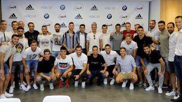 Capitanes, jugadores de Primera y la Junta de AFE, en la que están Busquets y Nacho, se fotografiaron para ‘denunciar’ a LaLiga.