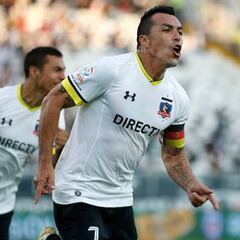 Los cinco hitos goleadores de Esteban Paredes