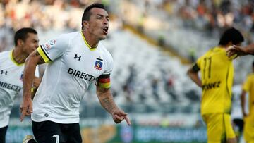 Los cinco hitos goleadores de Esteban Paredes