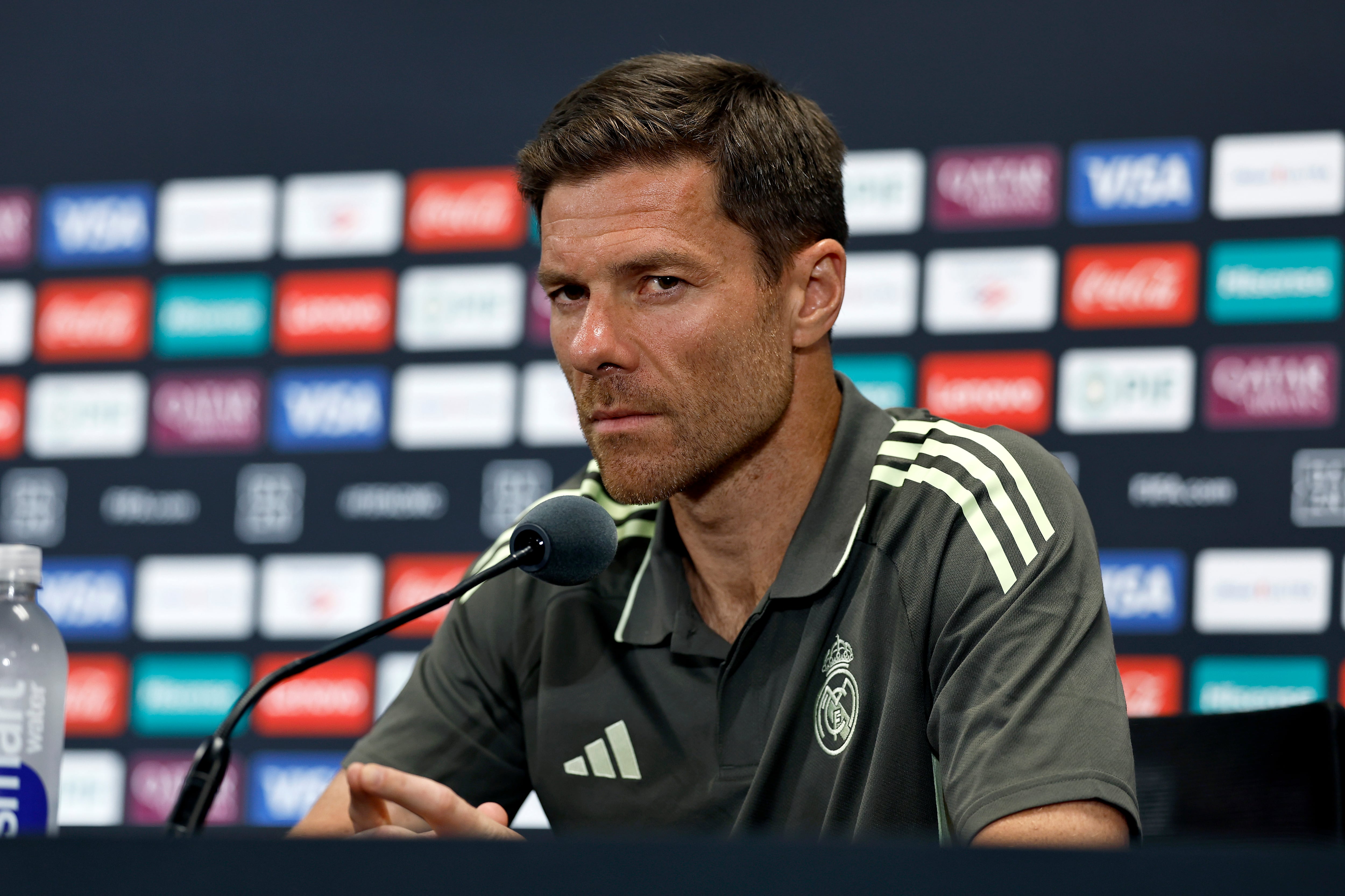 تشابي ألونسو يؤكد مشاركة ميليتاو وكارفاخال في مباراة ريال مدريد ضد يوفنتوس في كأس العالم للأندية