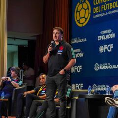 Néstor Lorenzo analiza cambio de sede para las eliminatorias