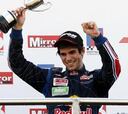 Alguersuari se mide a Schumacher y otras leyendas en la ''Carrera de Campeones''
