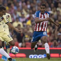 Los jugadores detrás del control, en la jornada 2 de la eLiga MX