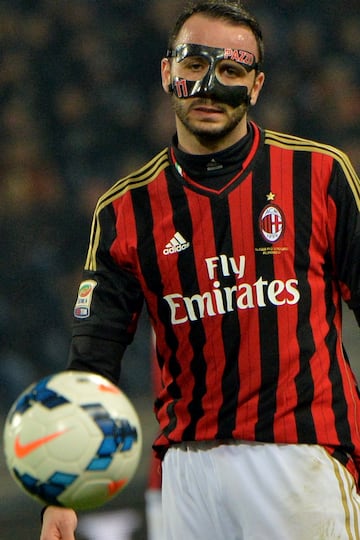 El delantero del Milan Giampaolo Pazzini (marzo 2014).