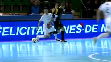 Futsal ace Botía's sublime skill