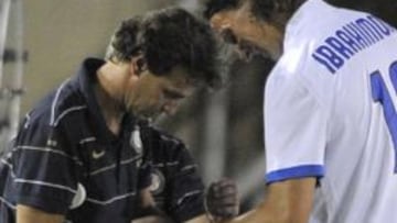 <b>POSIBLE FRACTURA.</b> Zlatan Ibrahimovic podría sufrir una fractura en su mano izquierda tras sufrir un golpe en el partido amistoso que disputó el Inter de Milán frente al Chelsea en Los Ángeles (0-2).