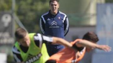 El 'Toto' Berizzo durante un entrenamiento.