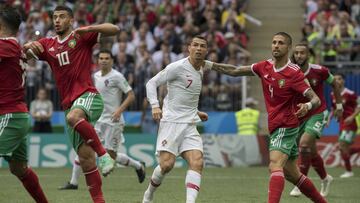 La escuadra comandada por Cristiano Ronaldo sufrió para vencer a la selección marroquí por marcador de 1-0.
Action photo during the Portugal vs Morocco match, corresponding to Group B, match number 18 of the Russia World Cup 2018 in Luzhnikí Stadium in the city of Moscow.
IN THE PHOTO: