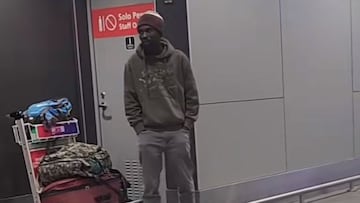 Lleva dos años varado en el Aeropuerto de Santiago: la increíble historia de un haitiano en Chile