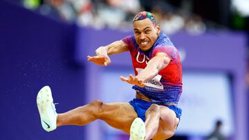Paris 2024 Paralympics - Athletics - Men's Long Jump - T47 Final - Stade de France, Saint-Denis, France - September 3, 2024 Roderick Townsend of United States in action. REUTERS/Carlos Garcia Rawlins