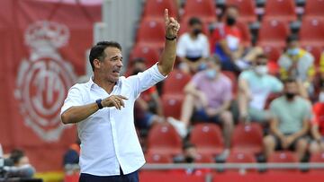 Luis García Plaza: "Tenemos que ser muy intensos en la faceta defensiva"