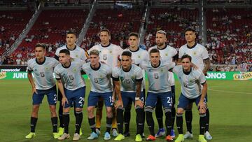 El emotivo homenaje de la Selección argentina al Tata Brown ante Chile