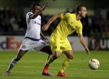 Roberto Soldado y Umaru Bangura.