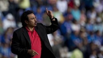 De acuerdo con la cadena ESPN, el ex estratega se reunirá este miércoles con la directiva de los camoteros para hacer una oferta por el equipo.