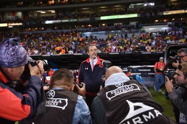Tomás Boy se quedará al frente de Chivas