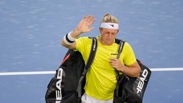 Alejandro Davidovich se retira lesión antes de terminar su partido contra Djokovic en Cincinnati.