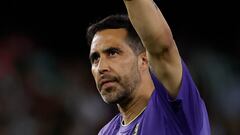 Tiene 40 años y Bravo hace esto en Europa: su récord más desconocido