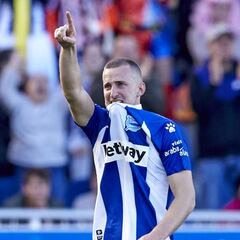 Rodrigo Ely: "Todavía llevamos 30 puntos y con eso no te salvas"