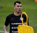 Medel vuelve a intervenir en la crisis social con fuerte postura