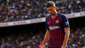 Clement Lenglet no est&aacute; teniendo suerte en el Barcelona. 