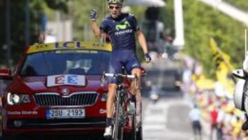 Rui Costa celebra su victoria en la meta de Gap.