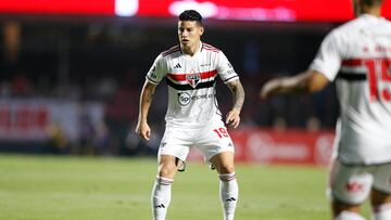 James Rodríguez, baja en Sao Paulo por problema muscular.