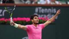 INDIAN WELLS, CALIFORNIA - MARCH 19: Carlos Alcaraz of Spain celebrates defeating Daniil Medvedev in the final during the BNP Paribas Open on March 19, 2023 in Indian Wells, California.   Julian Finney/Getty Images/AFP (Photo by JULIAN FINNEY / GETTY IMAGES NORTH AMERICA / Getty Images via AFP)