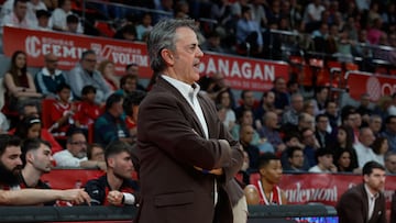 Porfirio Fisac, durante su etapa como entrenador del Casademont Zaragoza.